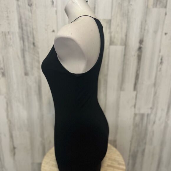 Dress   - Picture 5 of 7